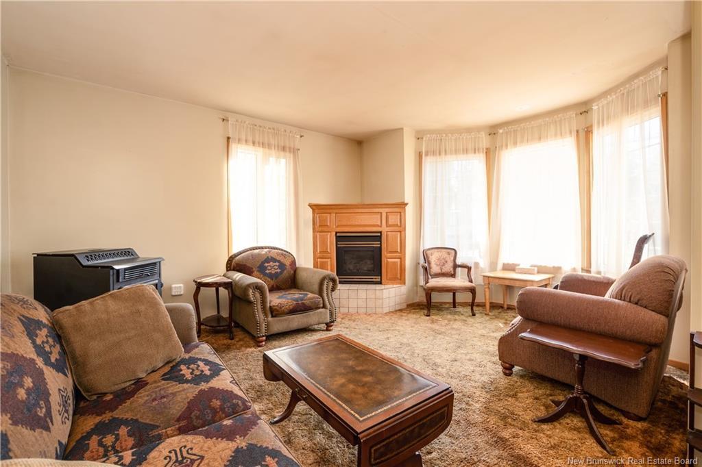 17-19 Academy, Hillsborough, NB