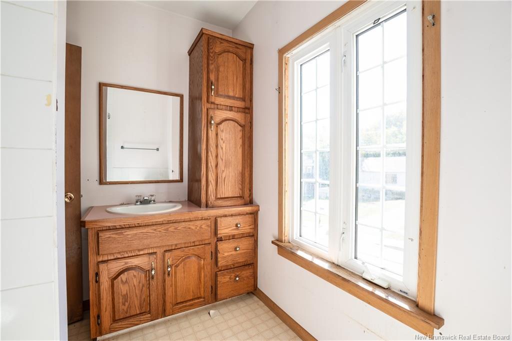 17-19 Academy, Hillsborough, NB