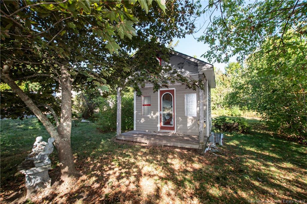 17-19 Academy, Hillsborough, NB