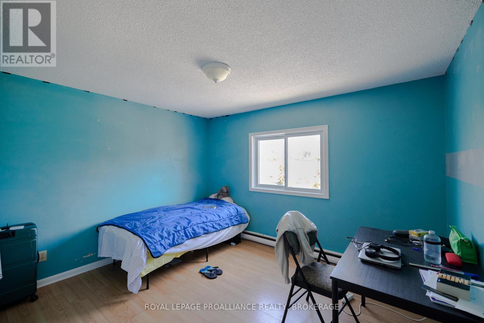 138 Chatham Street, Kingston (East Of Sir John A. Blvd), ON - Indoor Photo Showing Bedroom