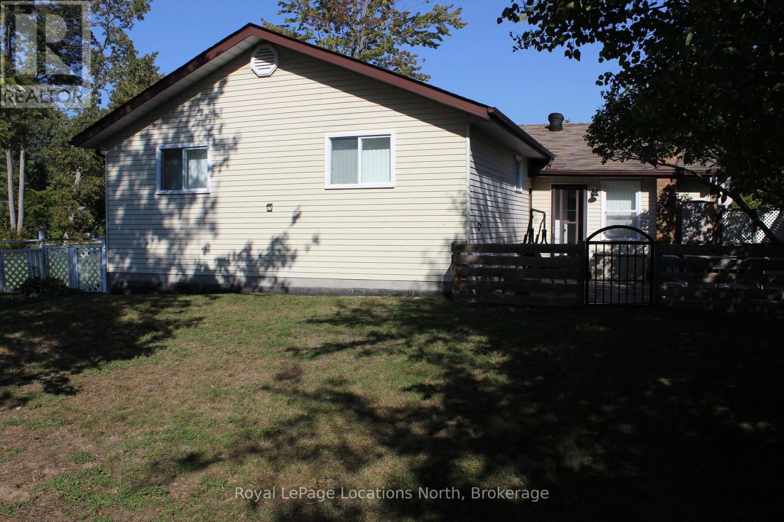 112 Smallman Drive, Wasaga Beach, ON - Outdoor