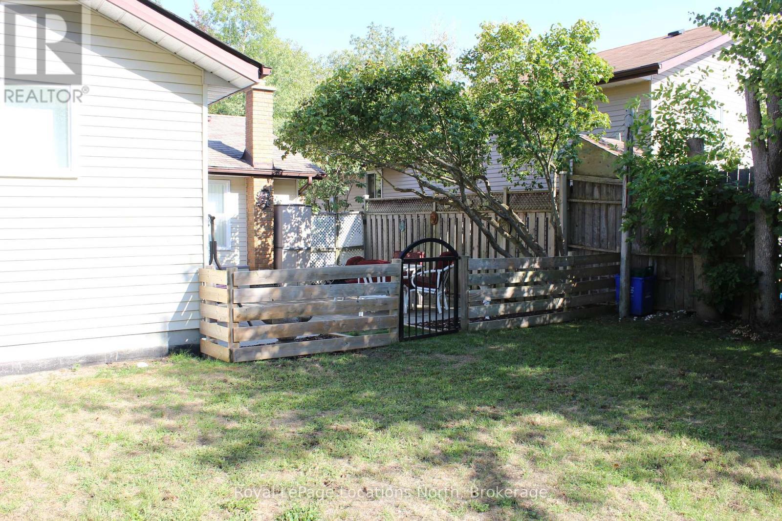 112 Smallman Drive, Wasaga Beach, ON - Outdoor