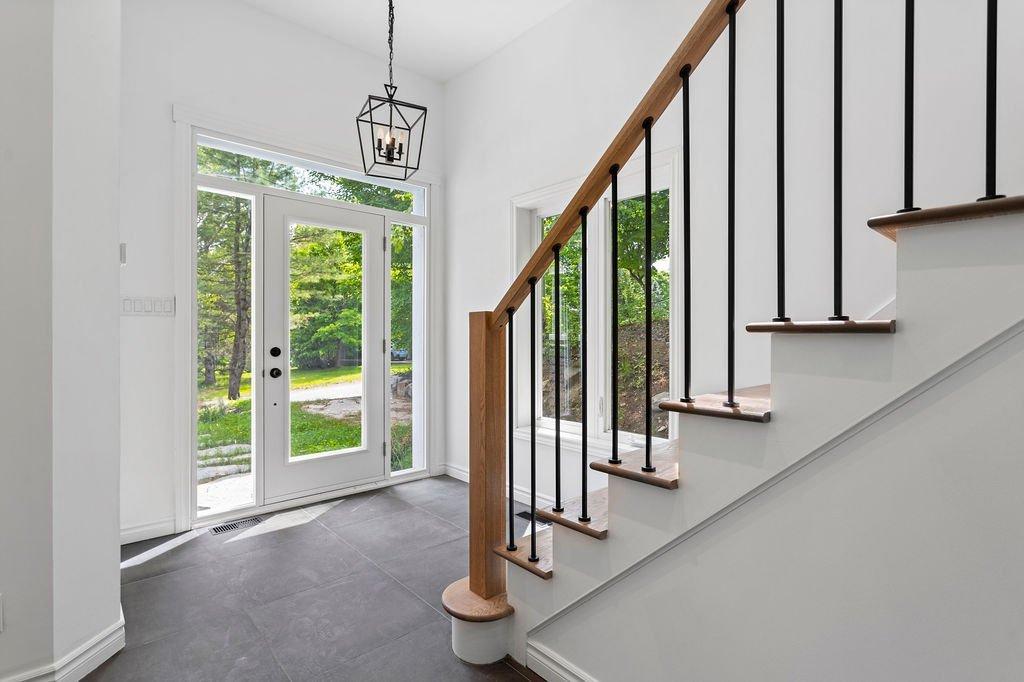 Hall - 55 Ch. De Normandie, Sainte-Agathe-Des-Monts, QC - Indoor Photo Showing Other Room