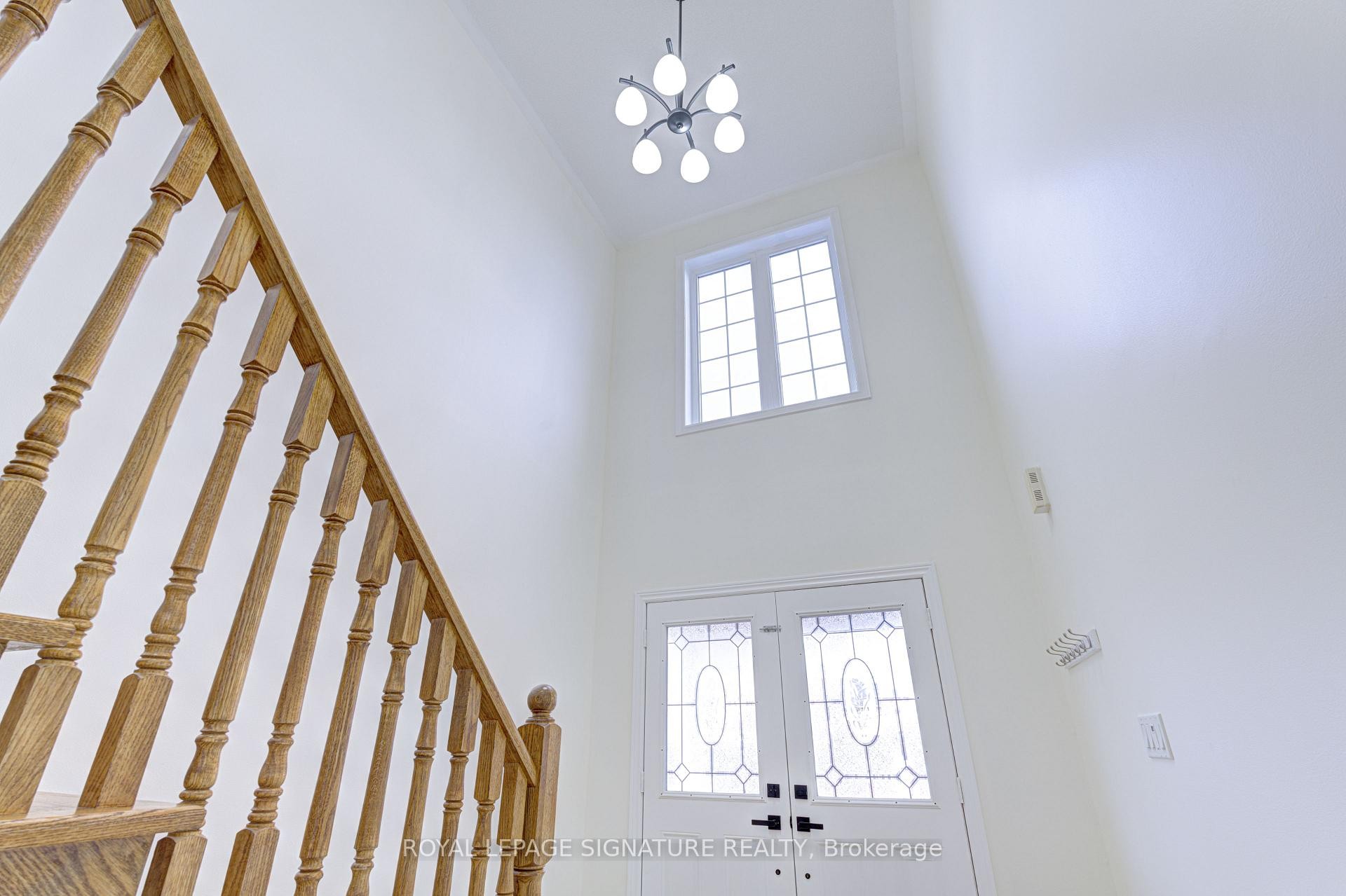 47 Lake Crescent, Barrie, ON - Indoor Photo Showing Other Room