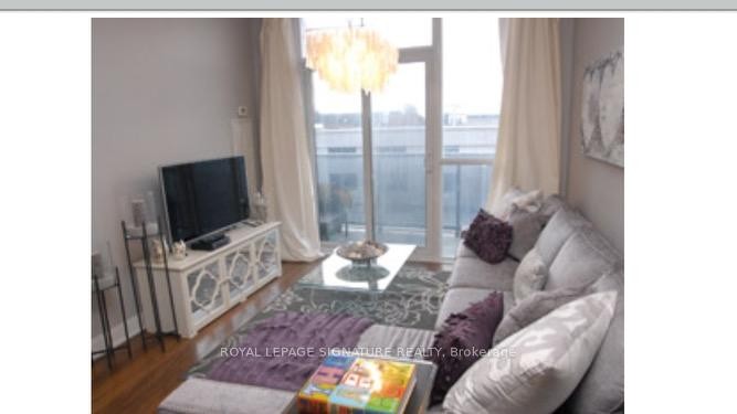 321-135 Village Green Square, Toronto, ON - Indoor