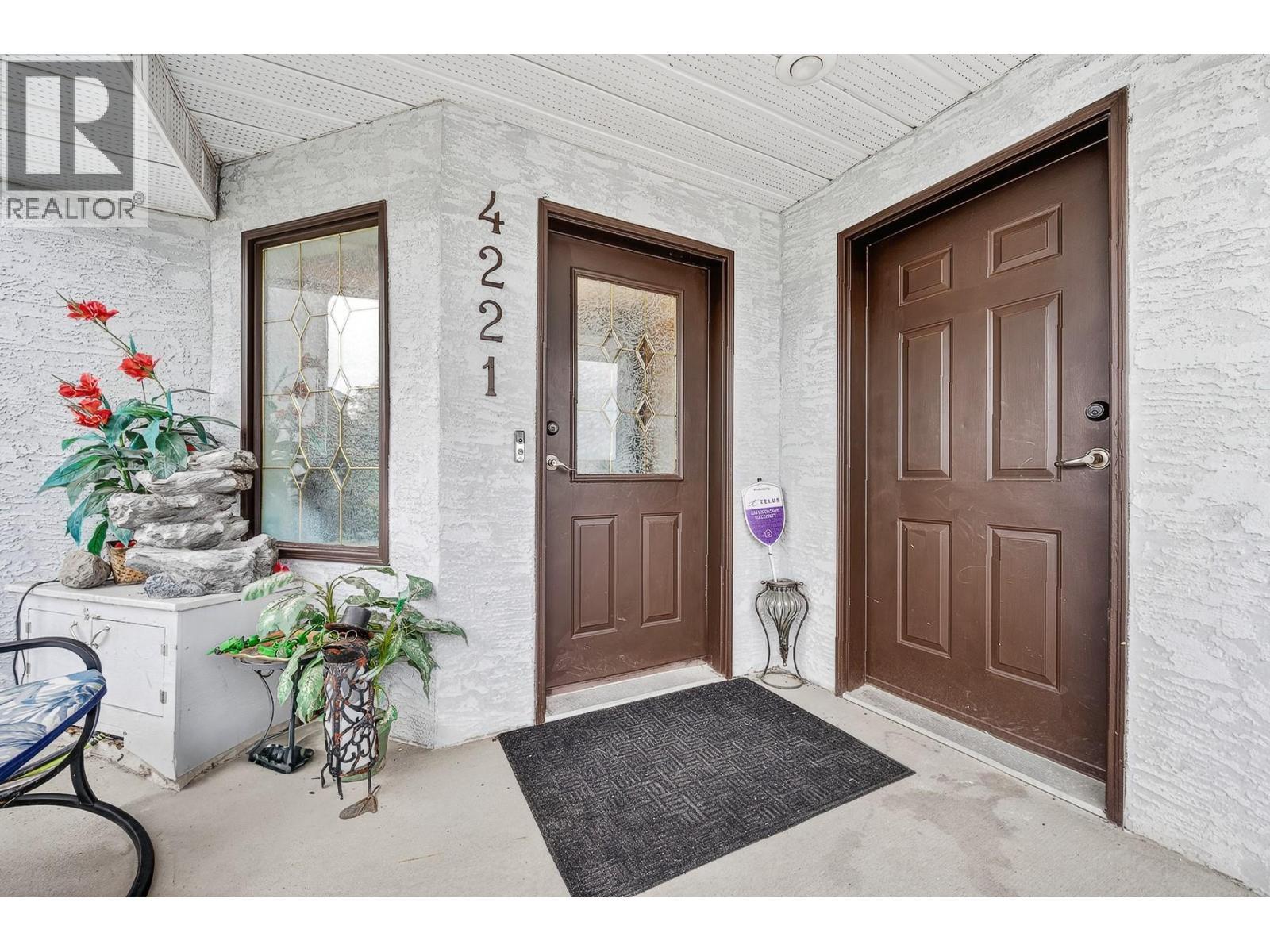 4221 Wellington Drive, Vernon, BC - With Exterior