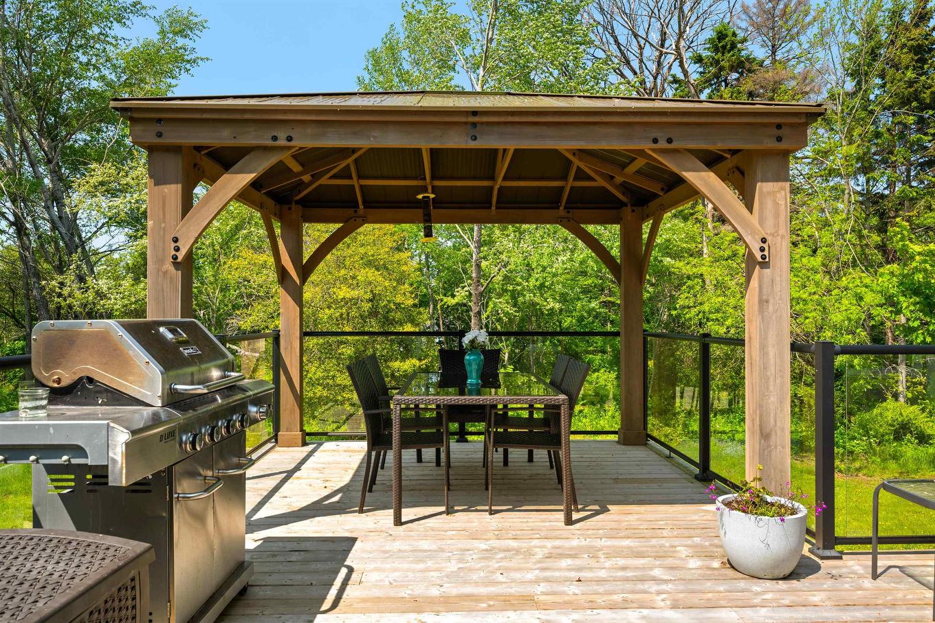 132 Regent Street, Chester, NS