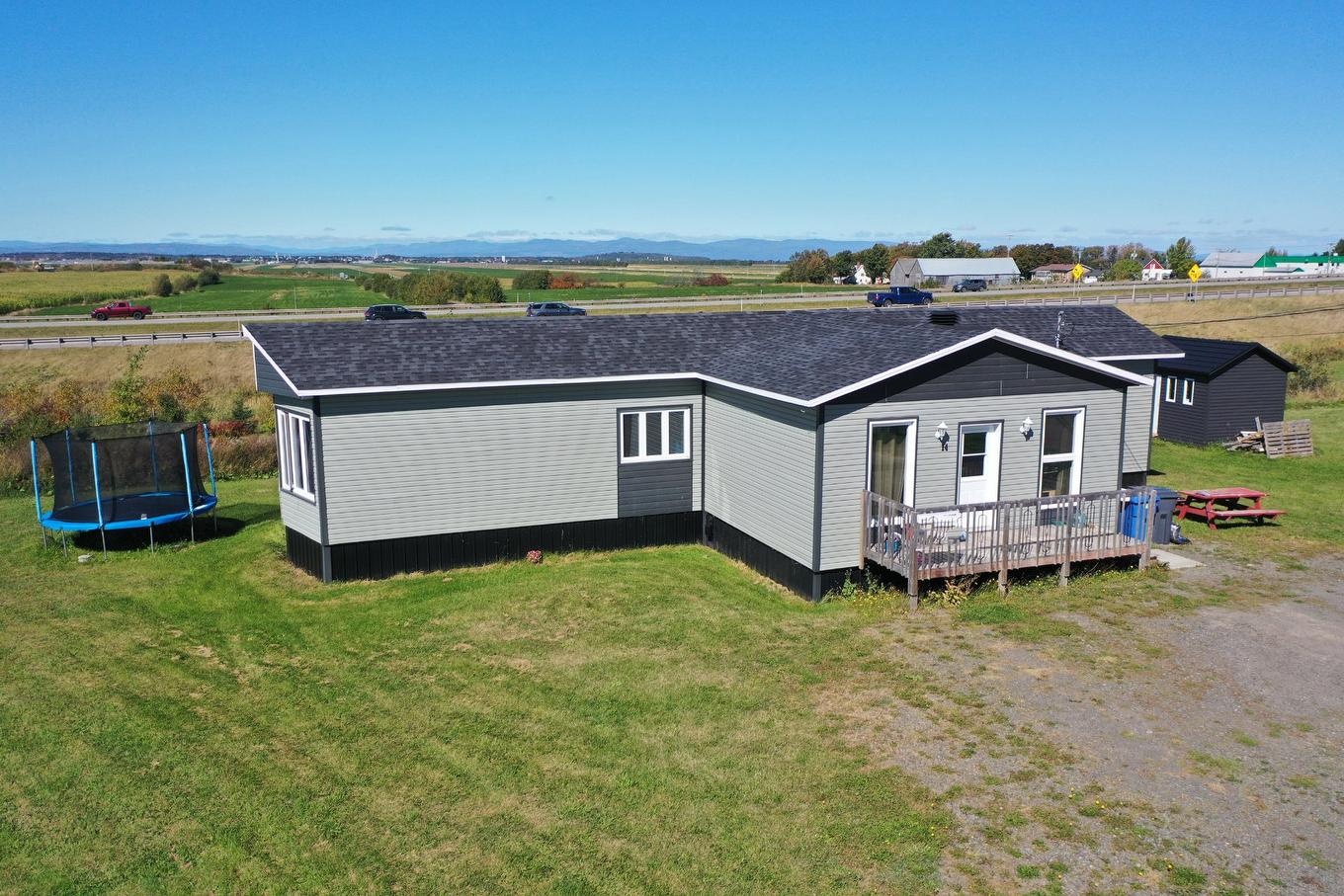 Aerial photo - 14 Place Drapeau, Saint-Philippe-De-Néri, QC - Outdoor