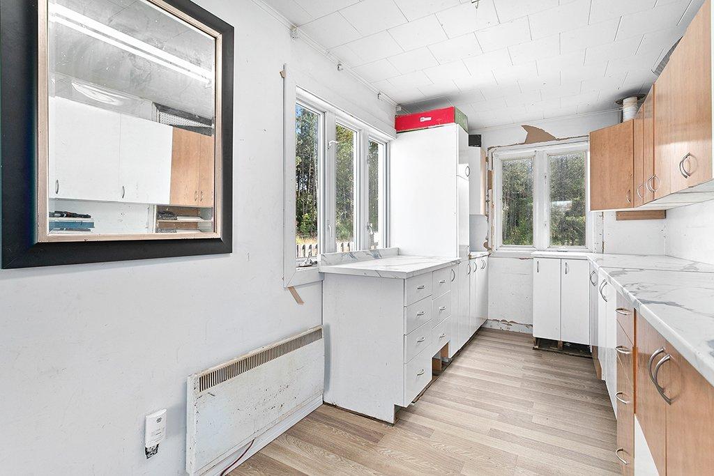 Rangement - 56 Ch. Sixth Line O., Bristol, QC