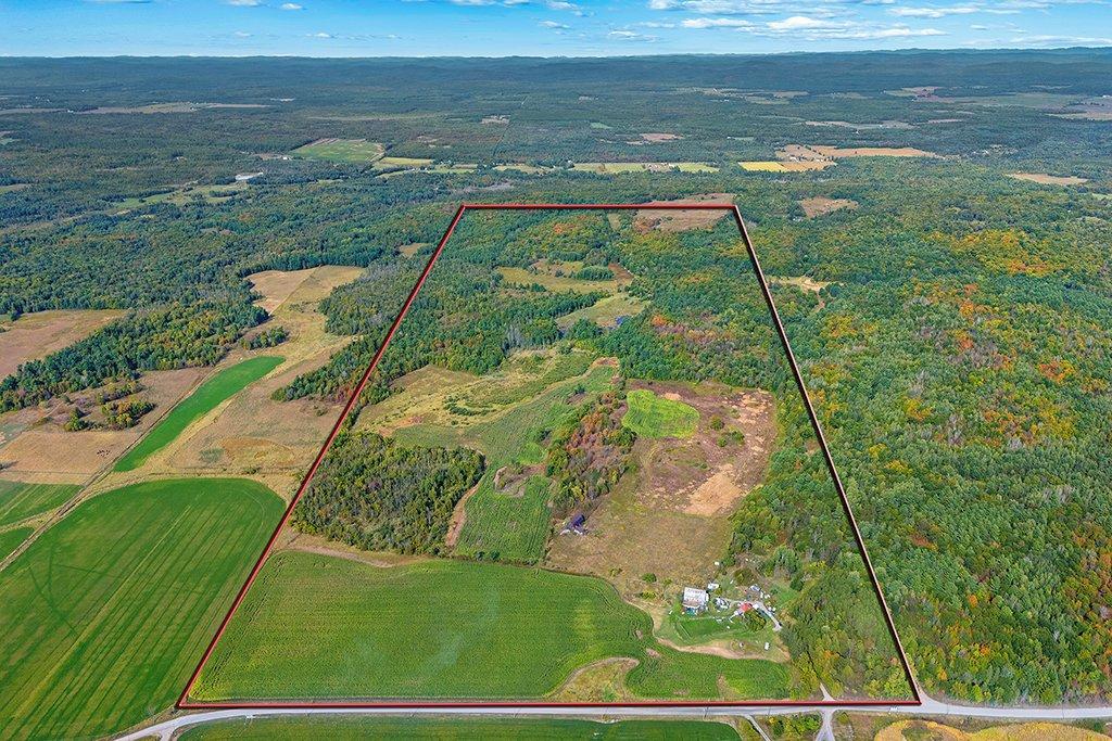 Photo aérienne - 56 Ch. Sixth Line O., Bristol, QC