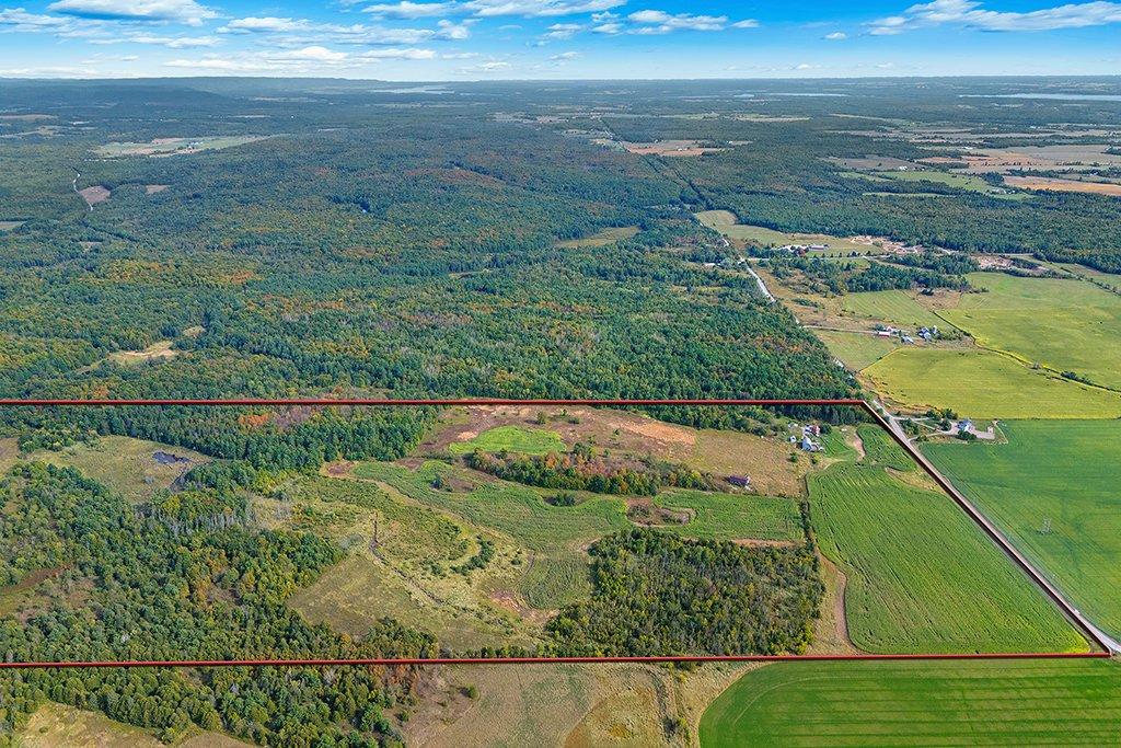 Photo aérienne - 56 Ch. Sixth Line O., Bristol, QC