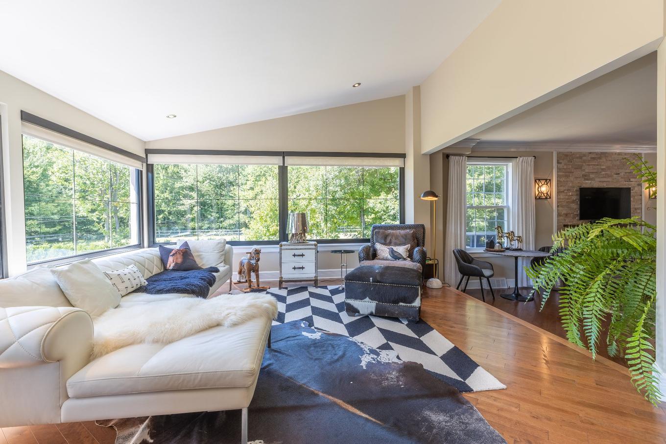 Family room - 2890 Ch. Ste-Angélique, Saint-Lazare, QC