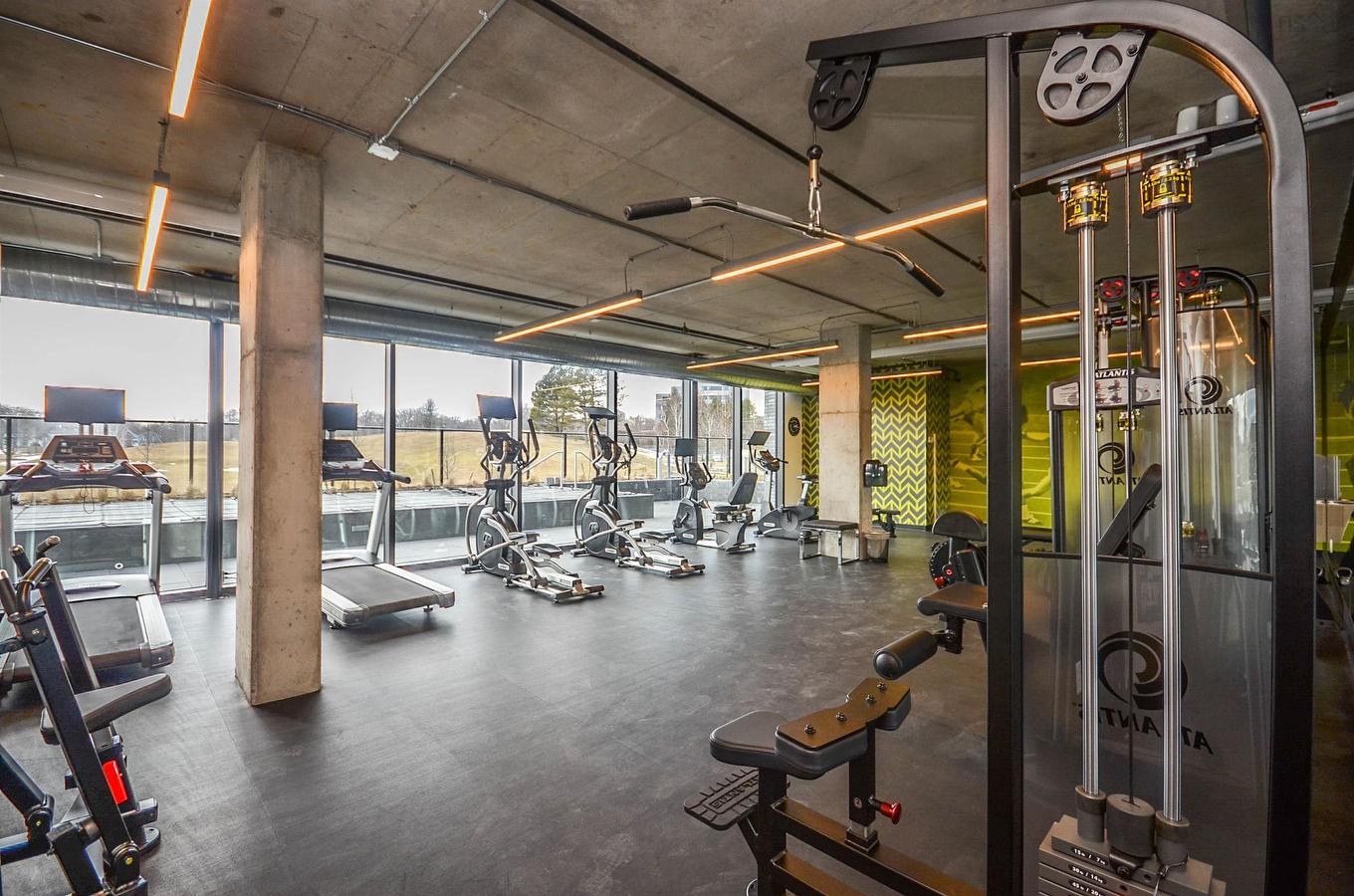 207 1048 Wellington St, Halifax, NS