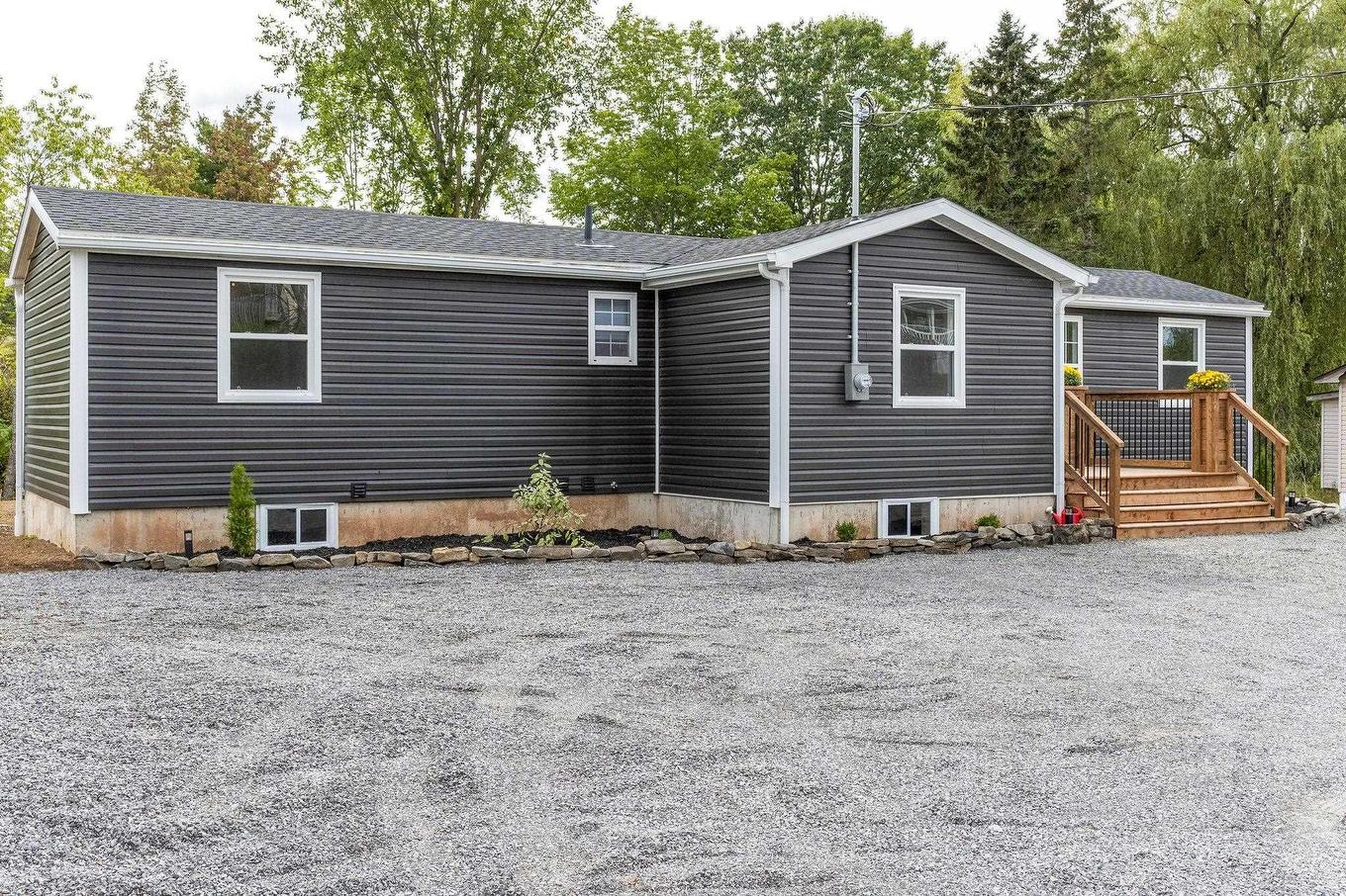 4668 Highway 1, Three Mile Plains, NS