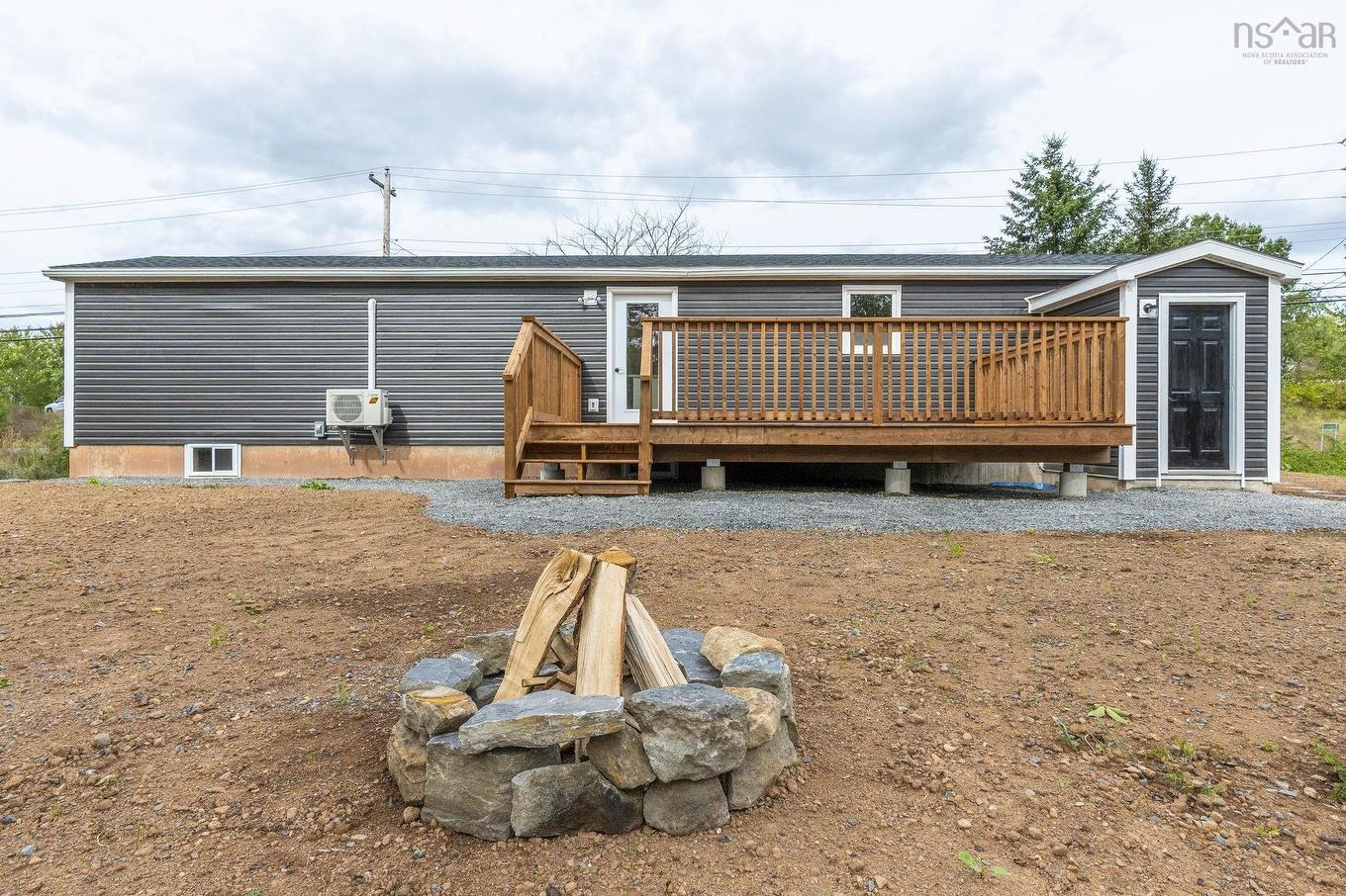 4668 Highway 1, Three Mile Plains, NS