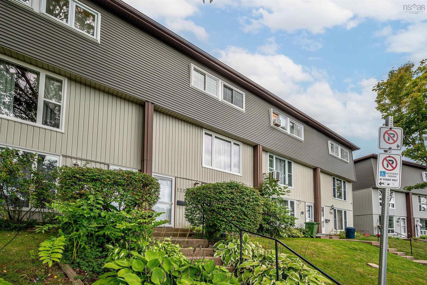 128 Bromley Road, Halifax, NS