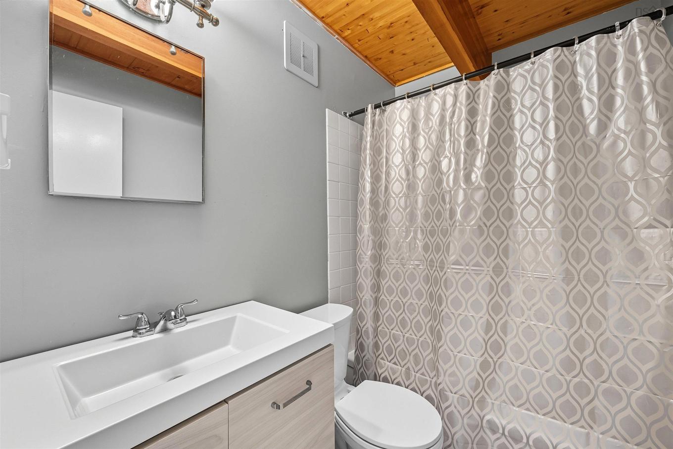 128 Bromley Road, Halifax, NS