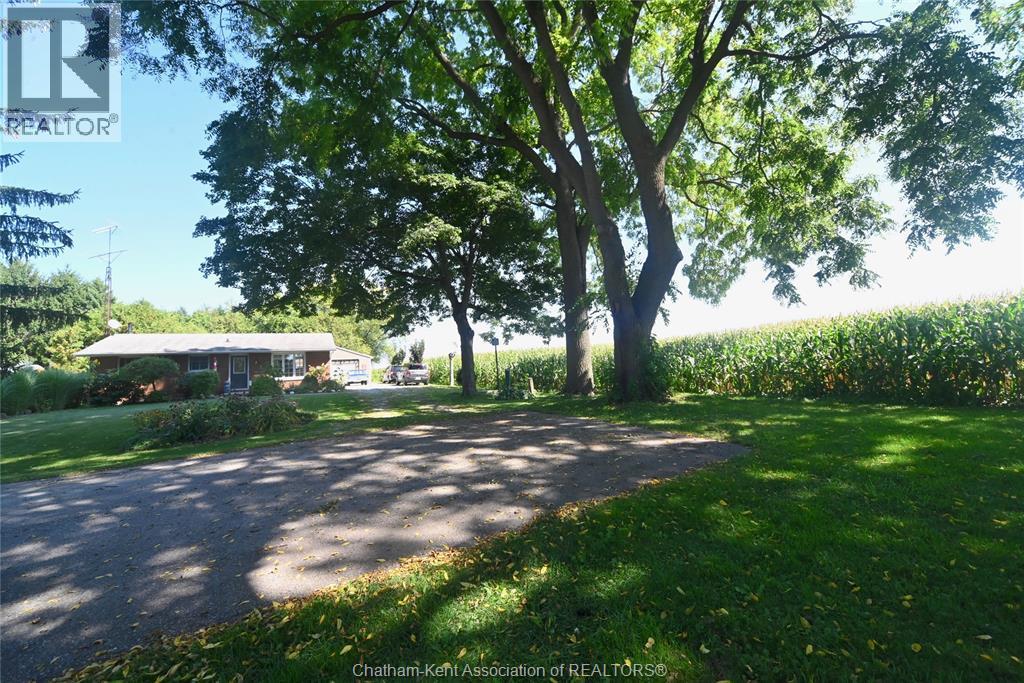 161 Queen Street, Highgate, ON - Outdoor