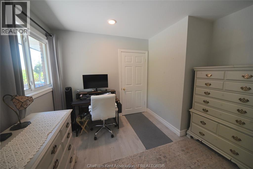 161 Queen Street, Highgate, ON - Indoor Photo Showing Office