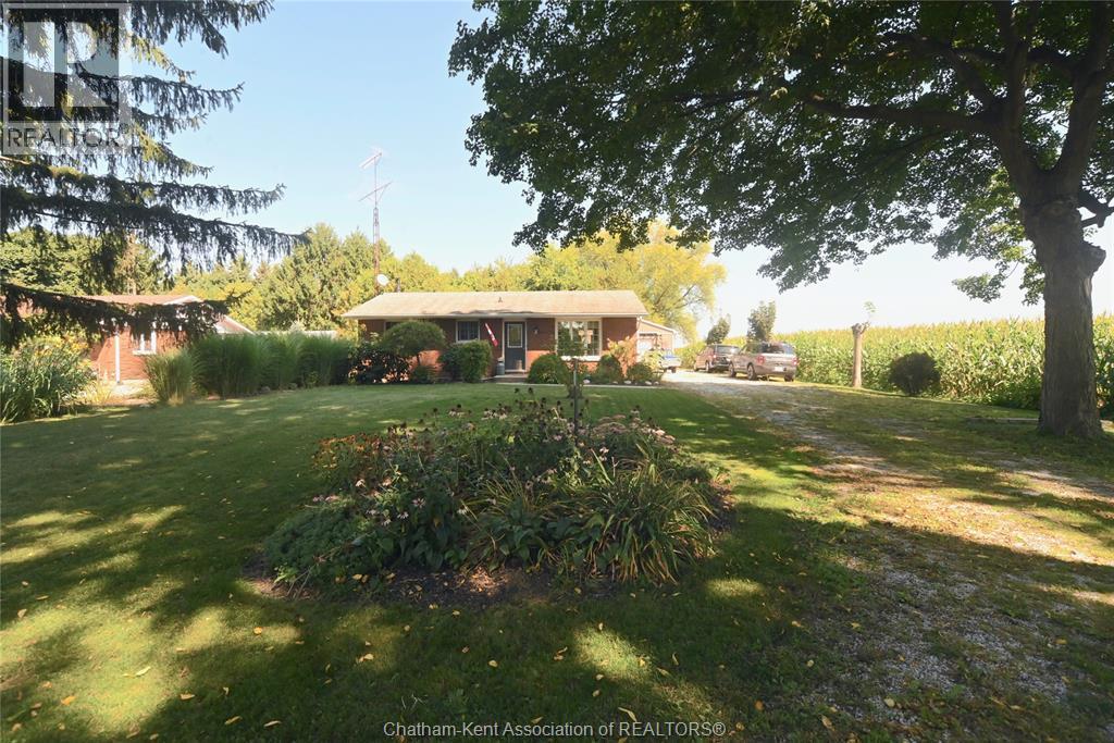 161 Queen Street, Highgate, ON - Outdoor