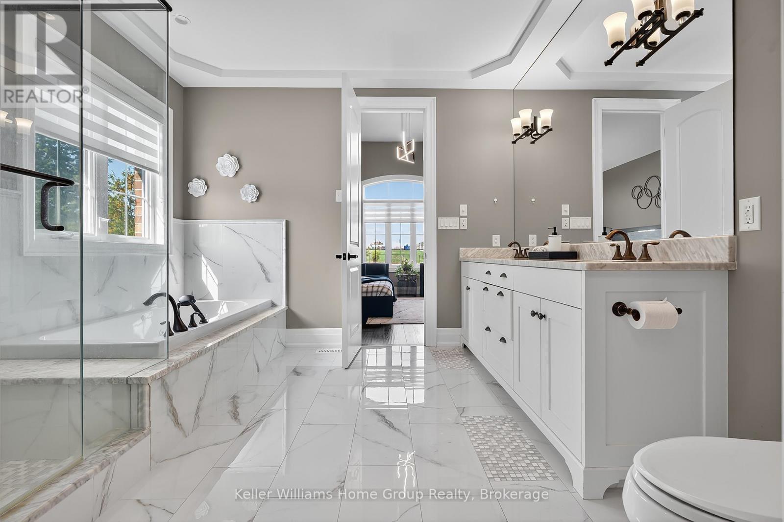 4659 Lobsinger Line, Wellesley, ON - Indoor Photo Showing Bathroom