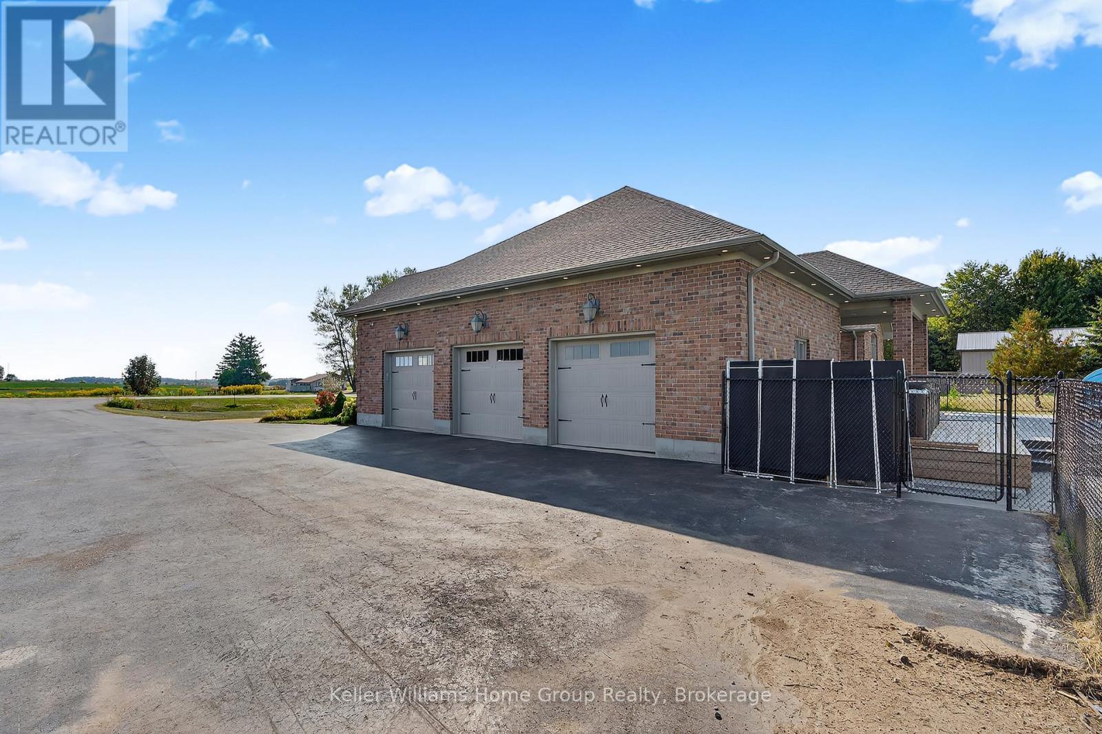 4659 Lobsinger Line, Wellesley, ON - Outdoor