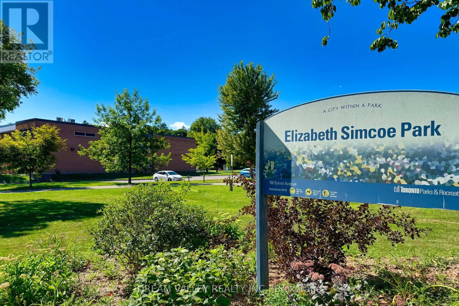 52 South Marine Drive, Toronto, ON - Outdoor