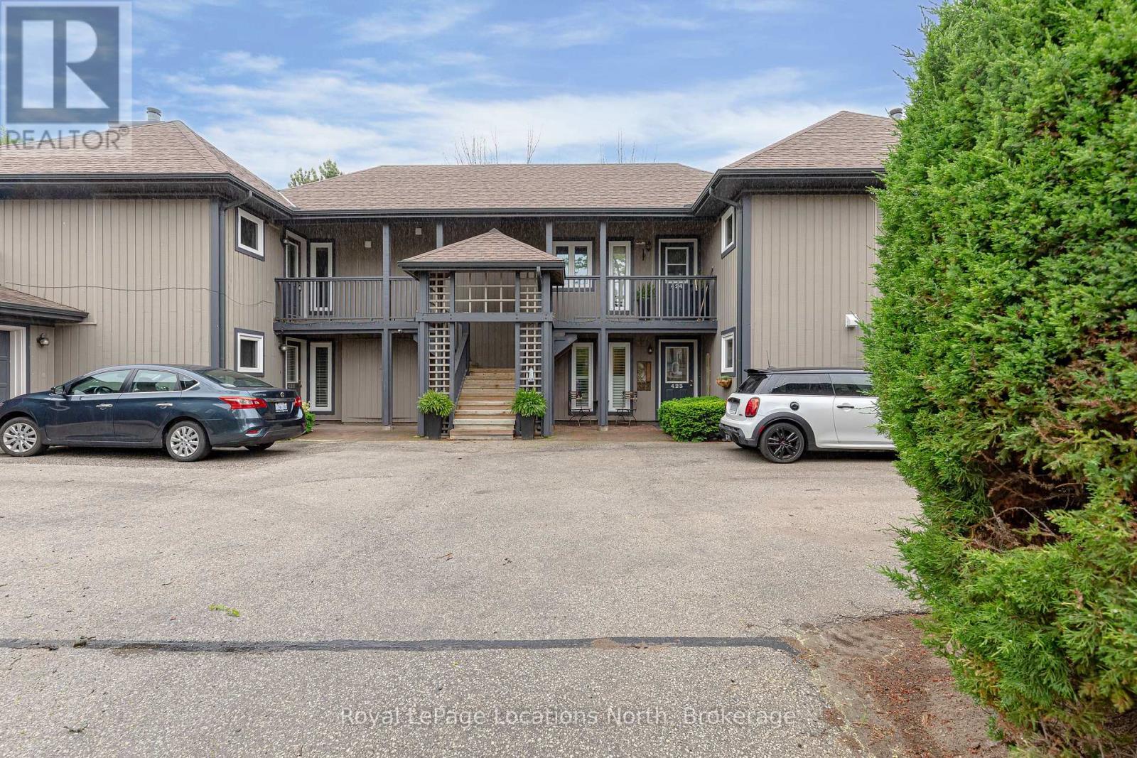 423 Mariners Way, Collingwood, ON - Outdoor With Facade