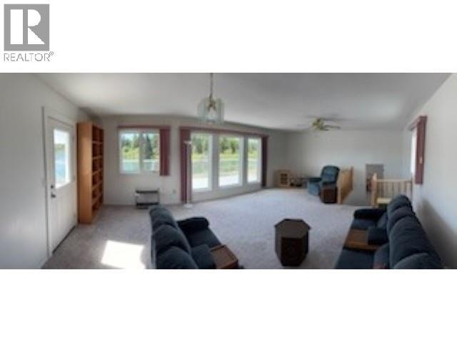 5363 Horn Road, Vanderhoof, BC - Indoor