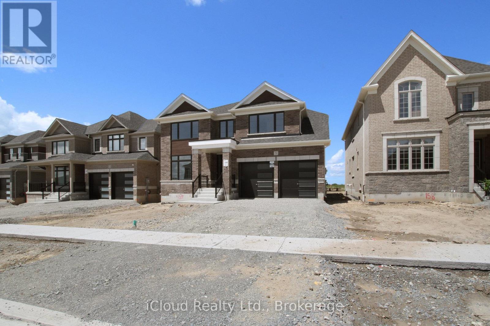 51 Sparrow Way, Adjala-Tosorontio, ON - Outdoor With Facade