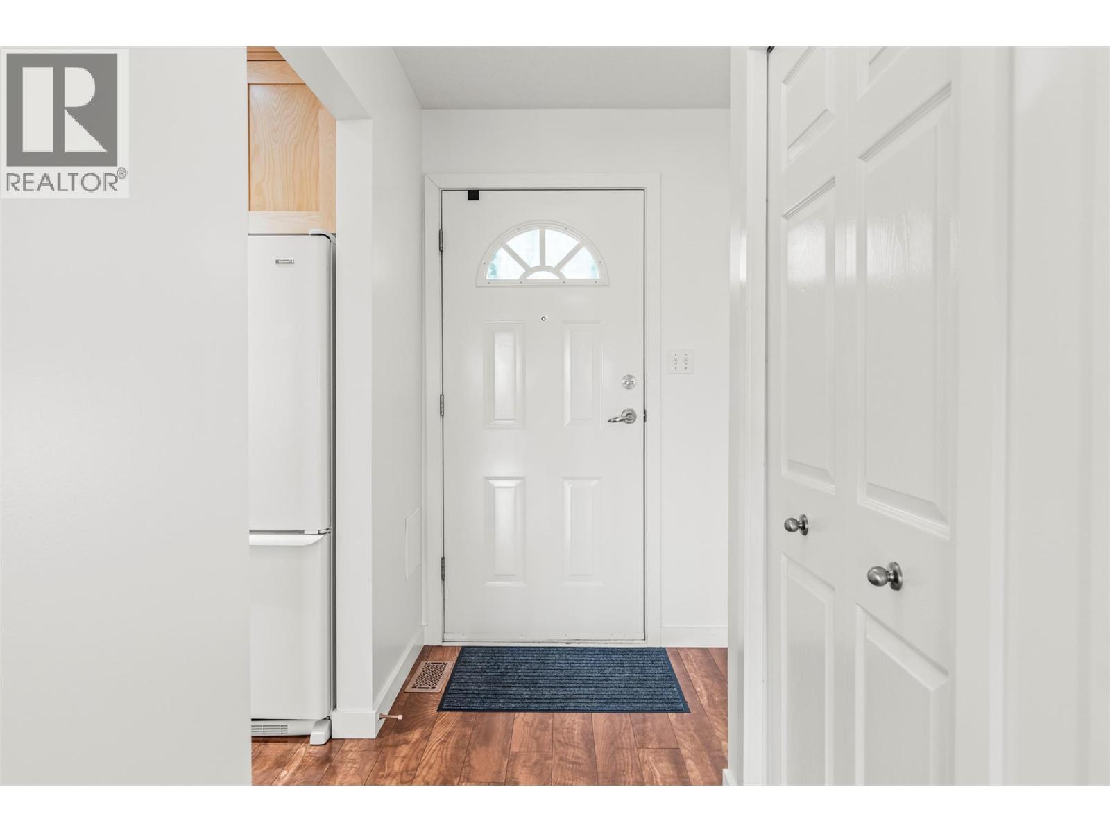 3930 20 Street Unit# 6, Vernon, BC - Indoor Photo Showing Other Room