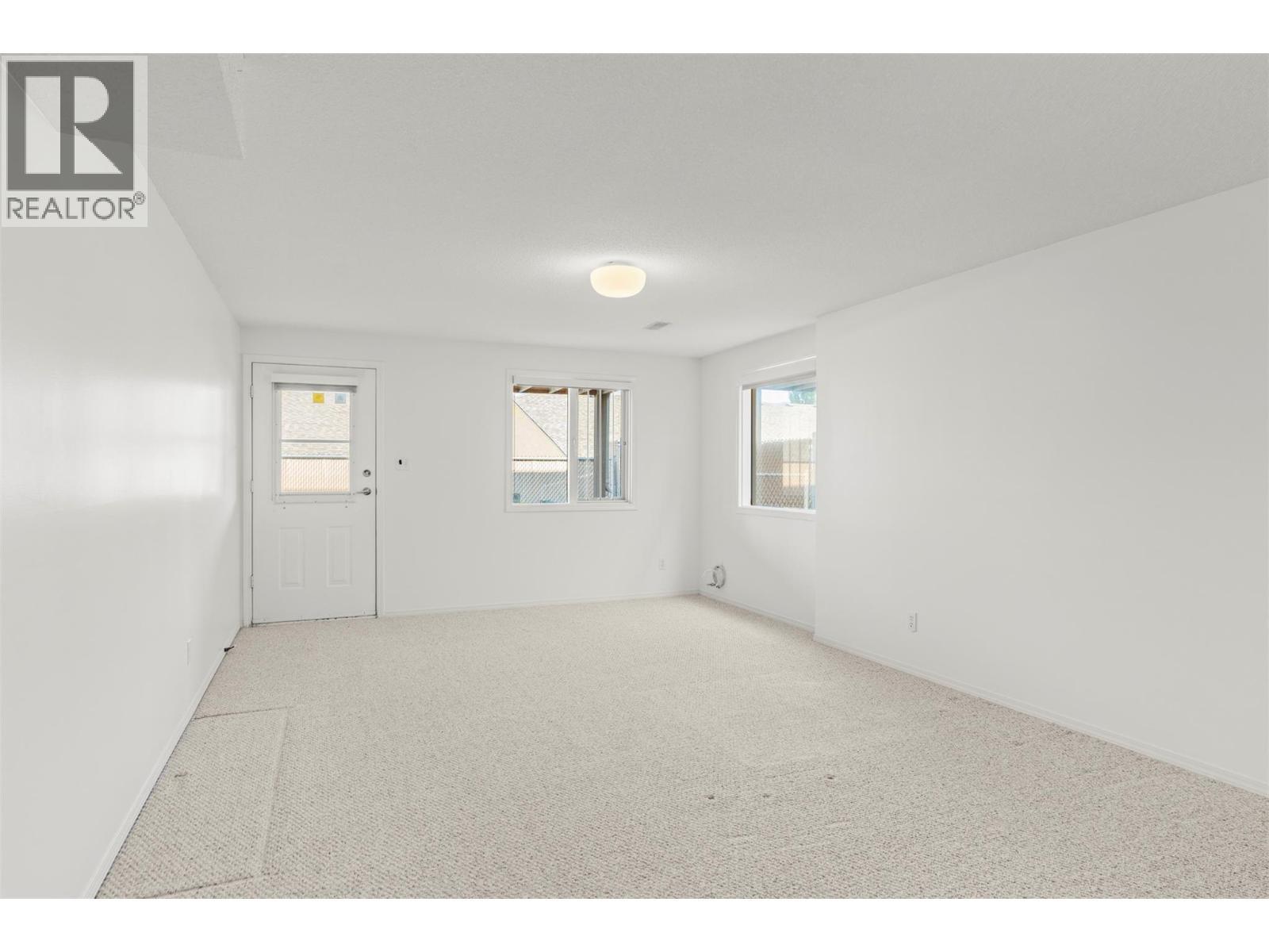 3930 20 Street Unit# 6, Vernon, BC - Indoor Photo Showing Other Room