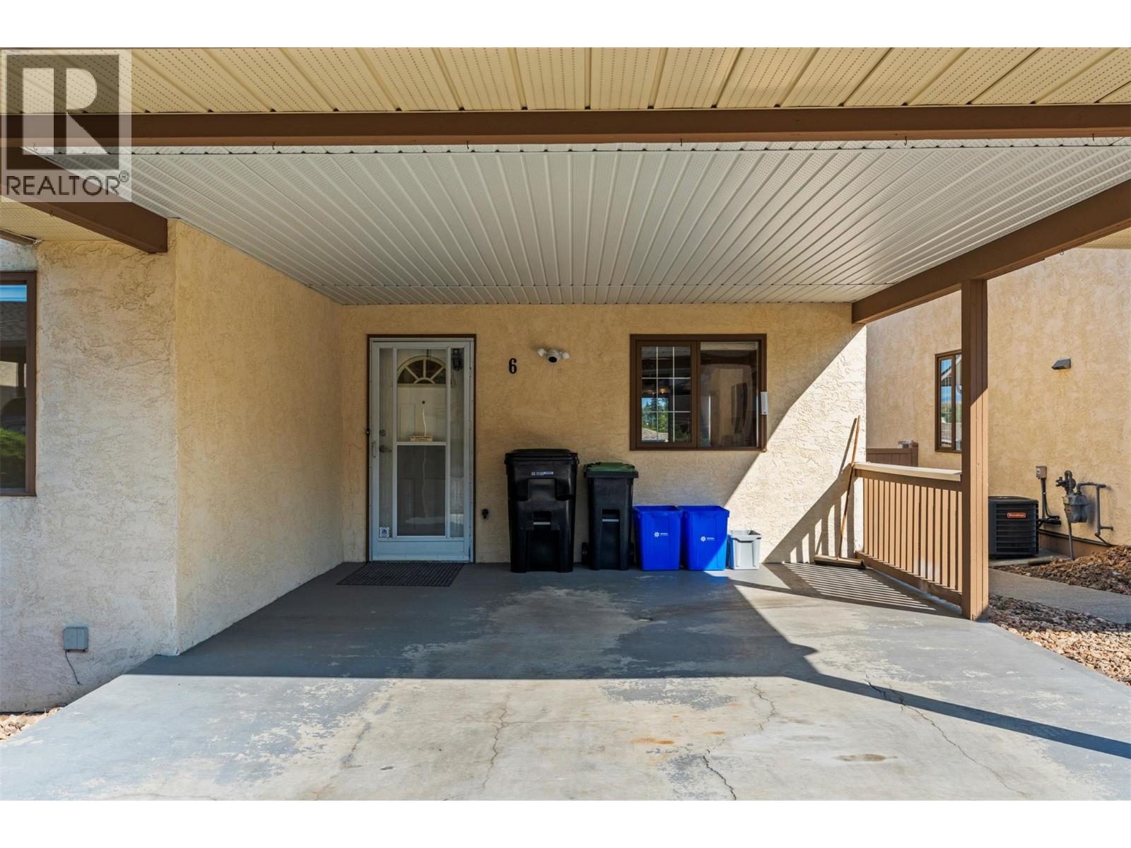 3930 20 Street Unit# 6, Vernon, BC - Outdoor