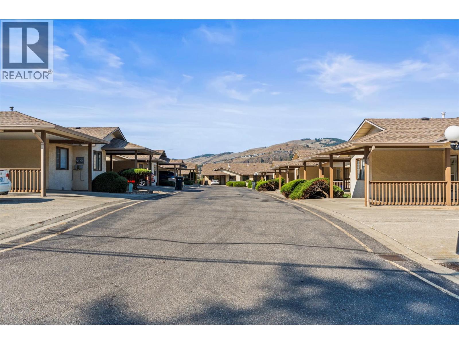 3930 20 Street Unit# 6, Vernon, BC - Outdoor