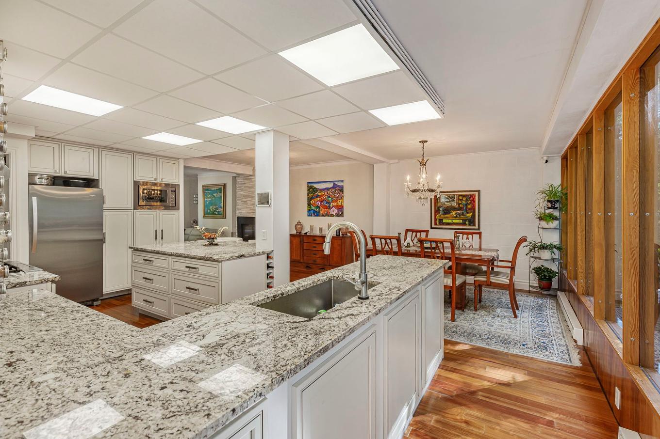 Autre - 1170 Ch. Waterloo, Mont-Royal, QC - Indoor Photo Showing Kitchen