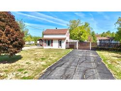 2617 Miramichi AVE Bathurst, NB E2A 6K1