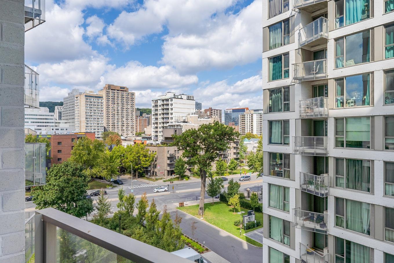 Vue - 705-2020 Boul. René-Lévesque O., Montréal (Ville-Marie), QC - Outdoor With Balcony