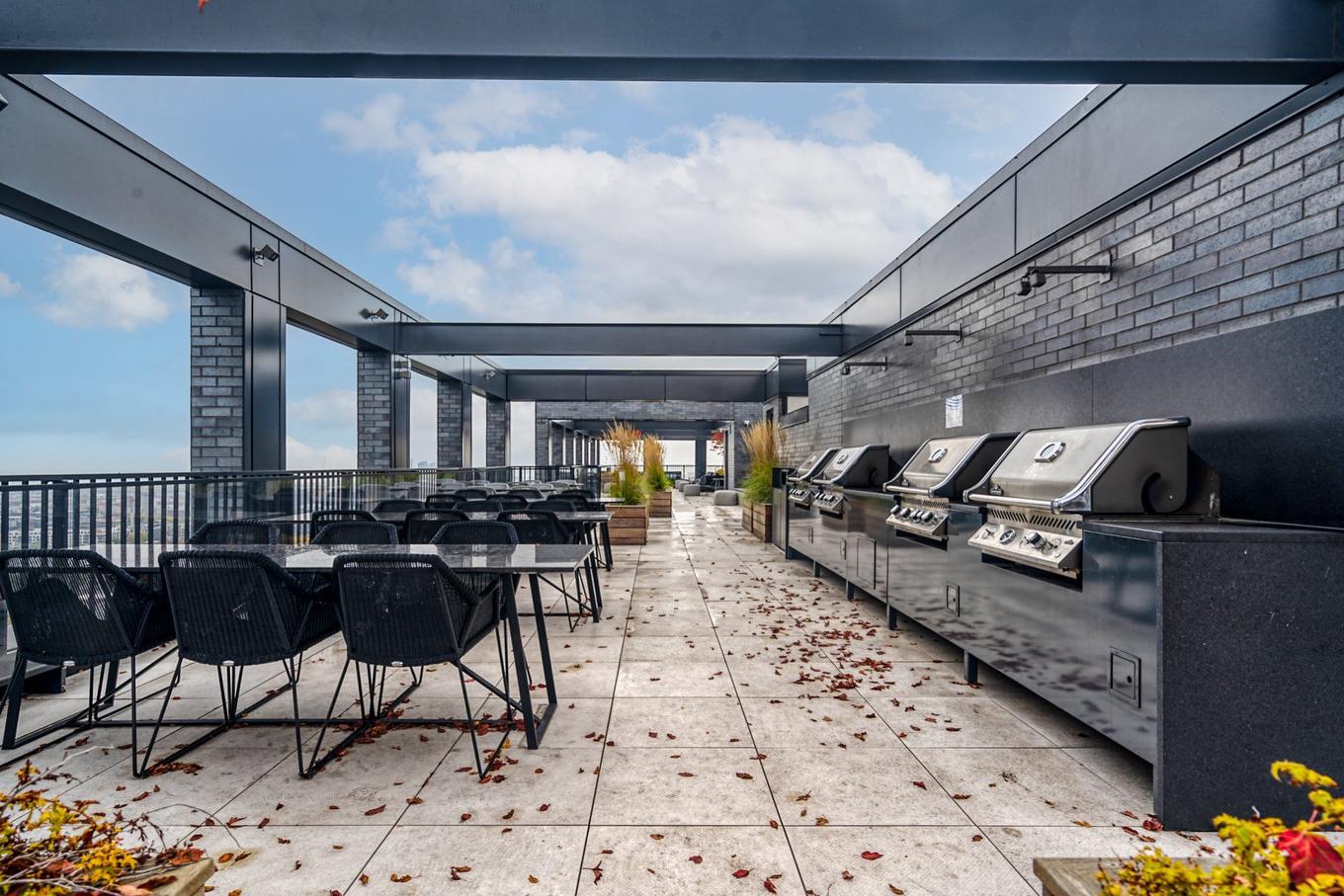 Autre - 705-2020 Boul. René-Lévesque O., Montréal (Ville-Marie), QC - Outdoor