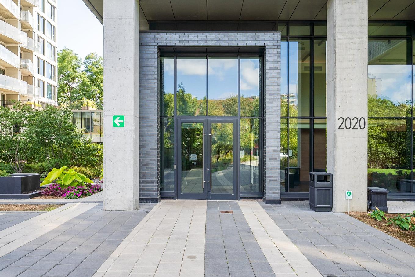Entrée extérieure - 705-2020 Boul. René-Lévesque O., Montréal (Ville-Marie), QC - Outdoor