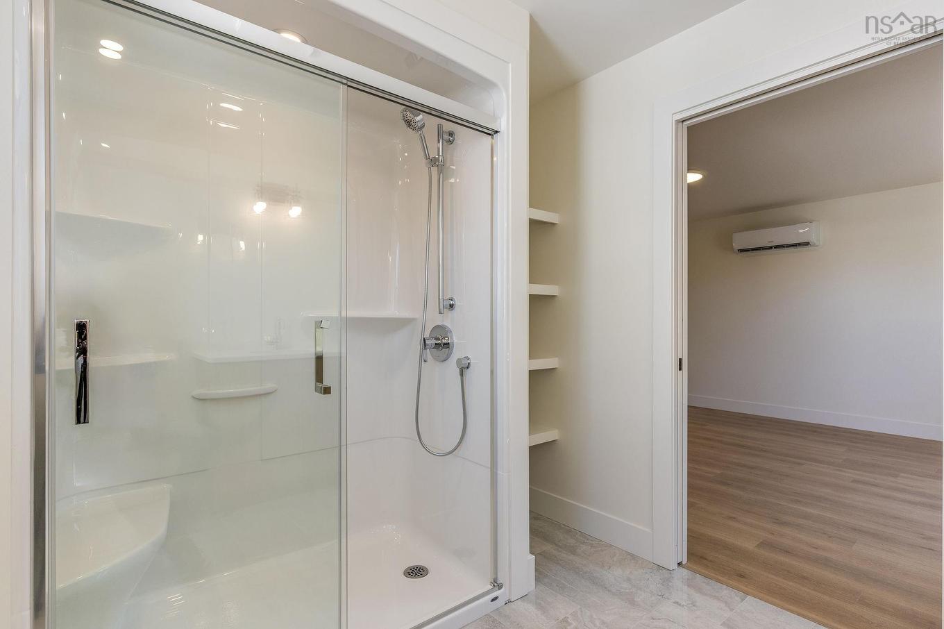 Pc-38 45 Pearlgarden Close, Dartmouth, NS