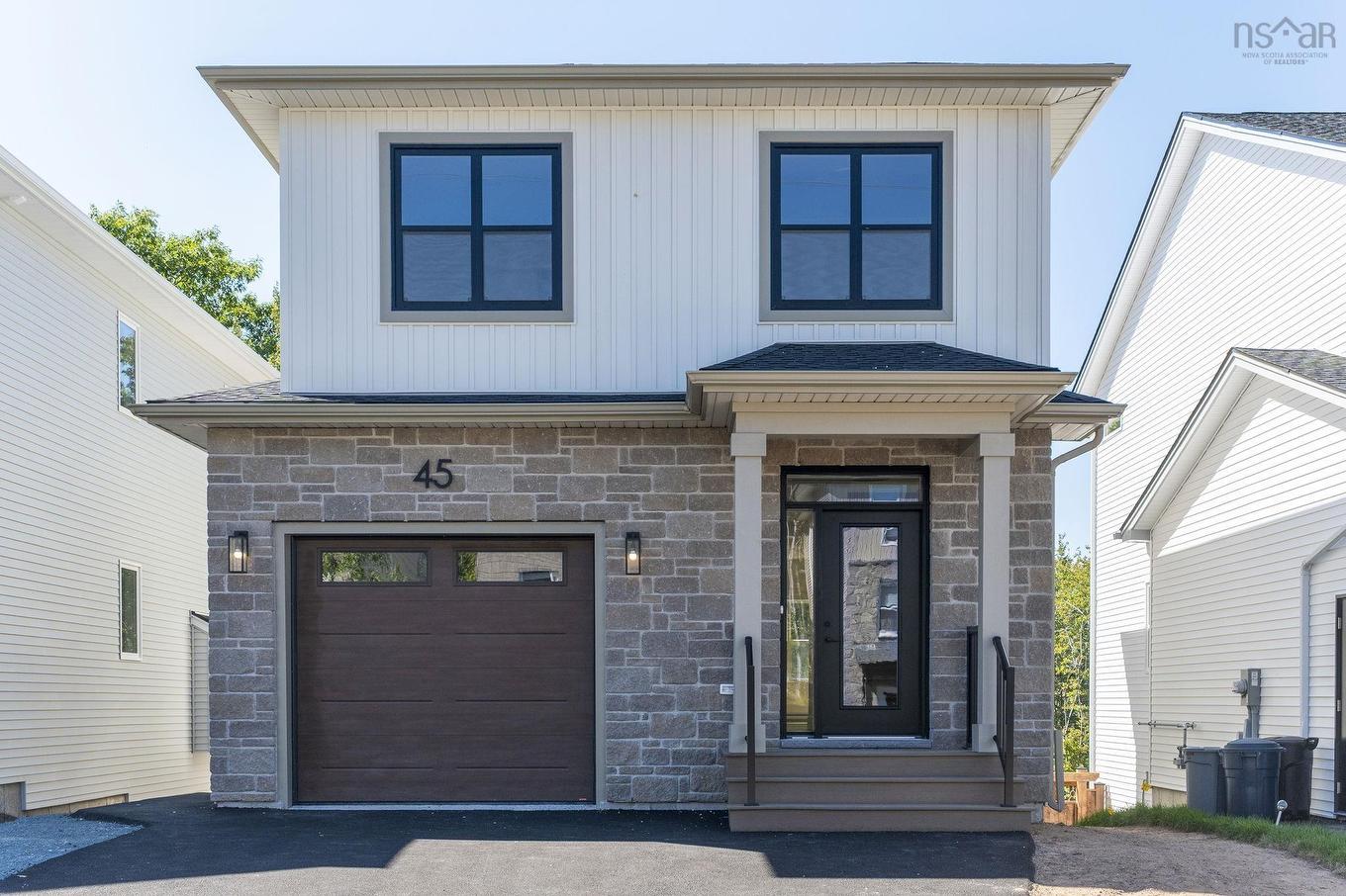 Pc-38 45 Pearlgarden Close, Dartmouth, NS