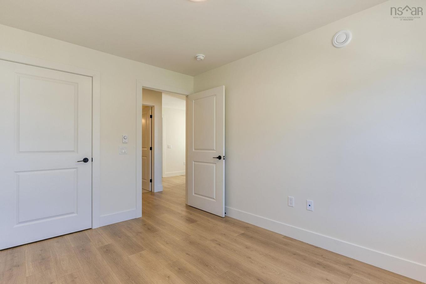 Pc-38 45 Pearlgarden Close, Dartmouth, NS