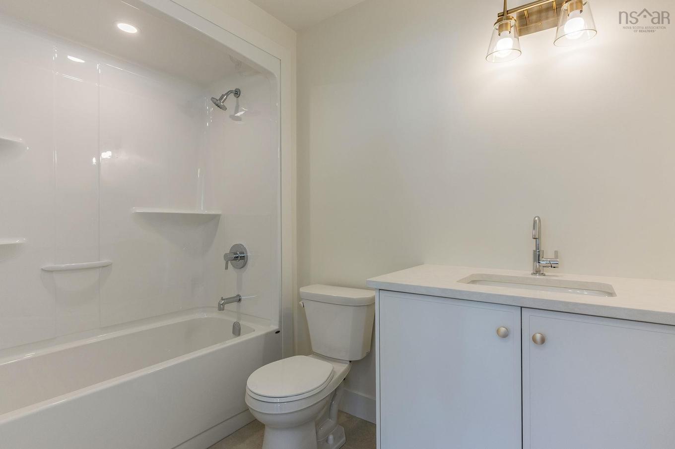 Pc-38 45 Pearlgarden Close, Dartmouth, NS