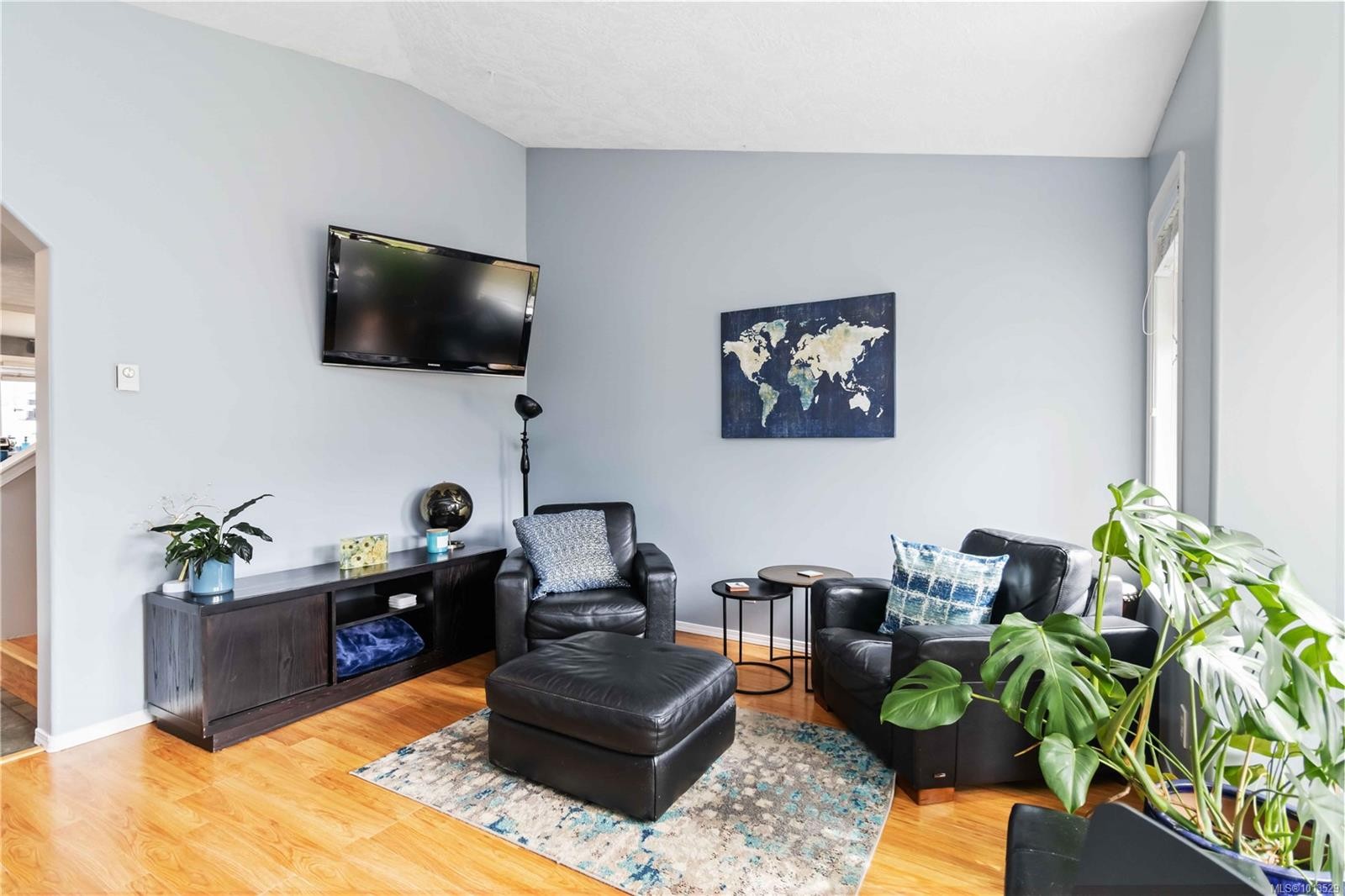 6598 Felderhof Rd, Sooke, BC - Indoor Photo Showing Living Room