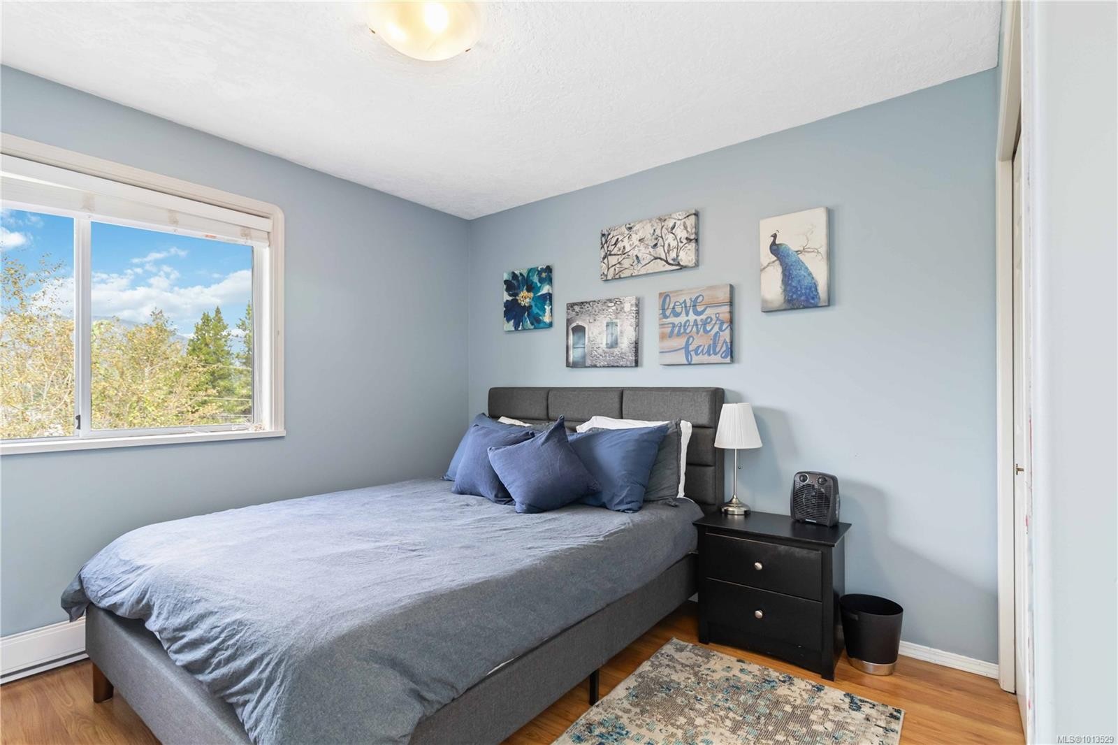 6598 Felderhof Rd, Sooke, BC - Indoor Photo Showing Bedroom