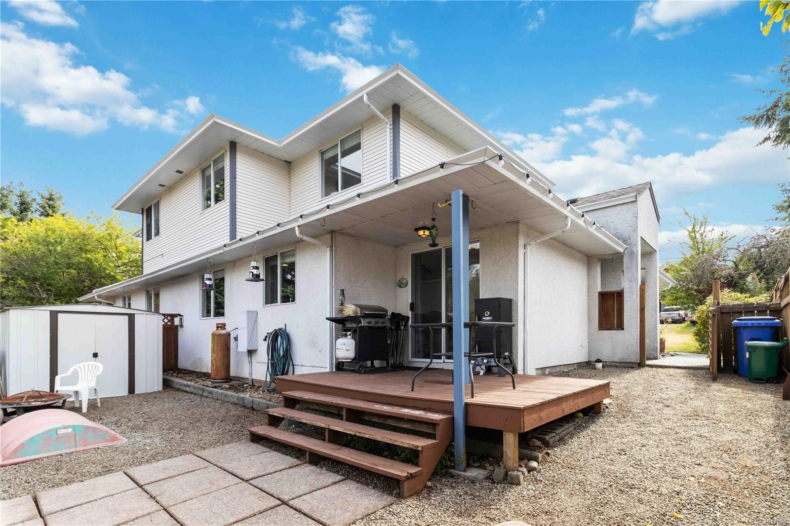 6598 Felderhof Rd, Sooke, BC - Outdoor