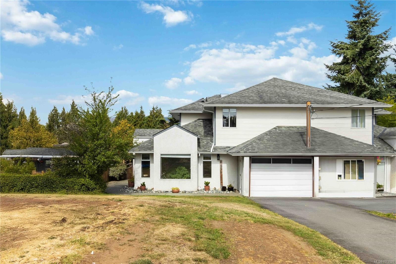 6598 Felderhof Rd, Sooke, BC - Outdoor