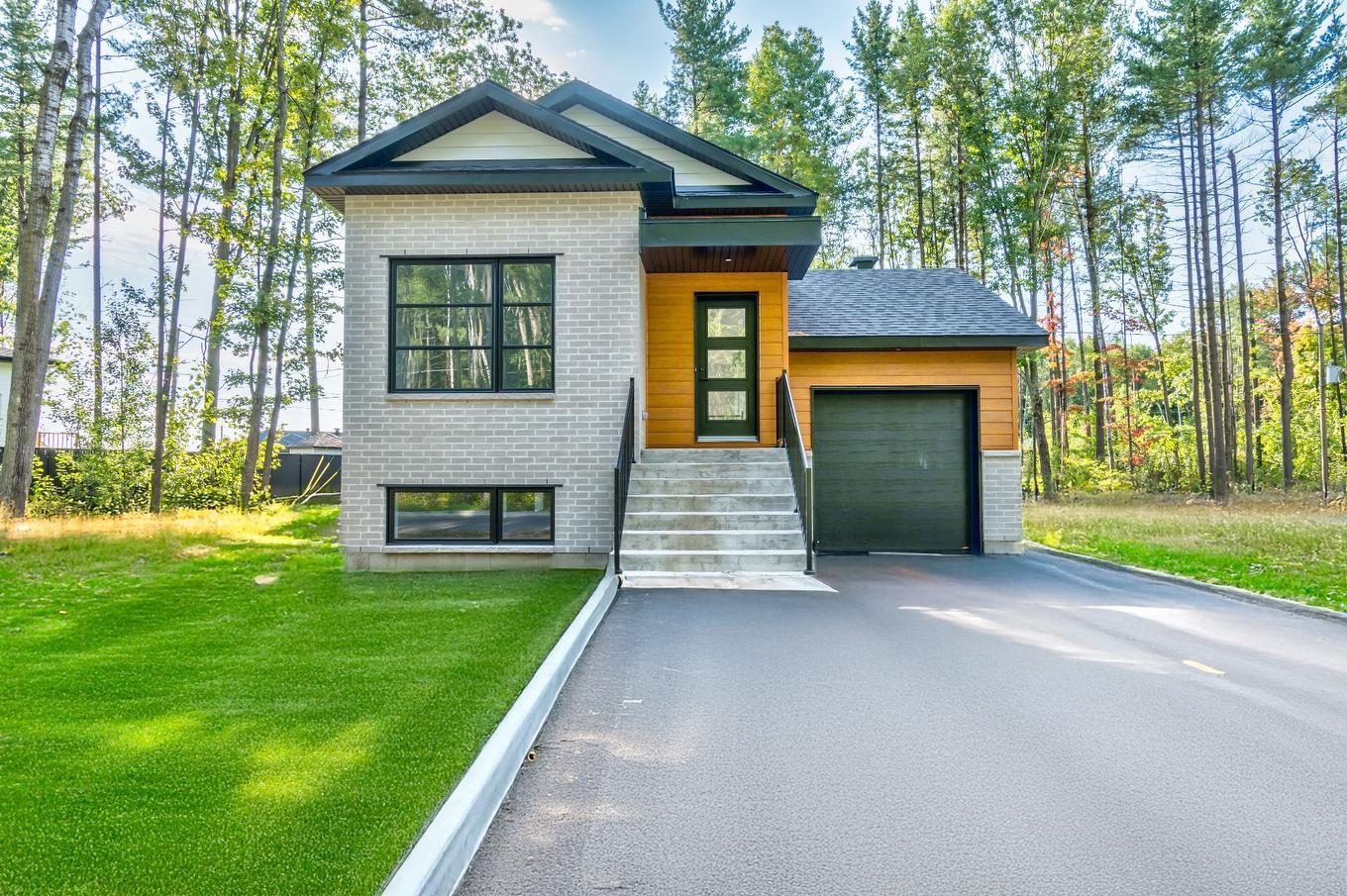 Façade - 6040 Rue De La Rochelle, Sorel-Tracy, QC - Outdoor With Facade