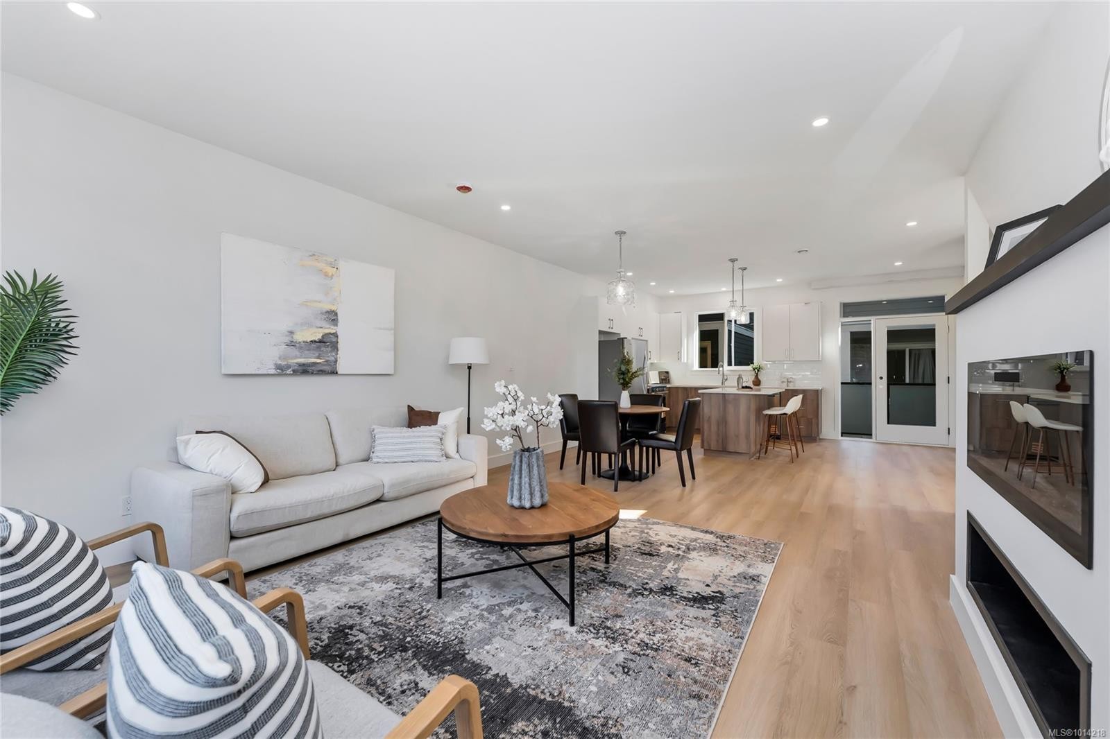 903 Vine Crt, Langford, BC