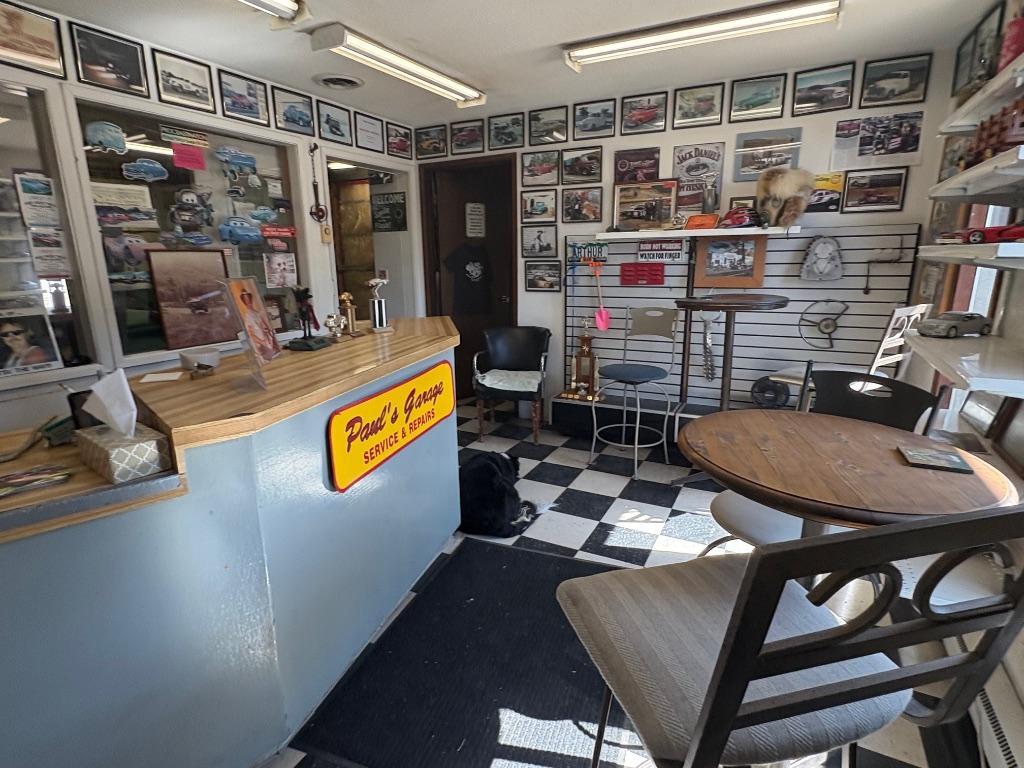 737 Okanagan Avenue, Penticton, BC